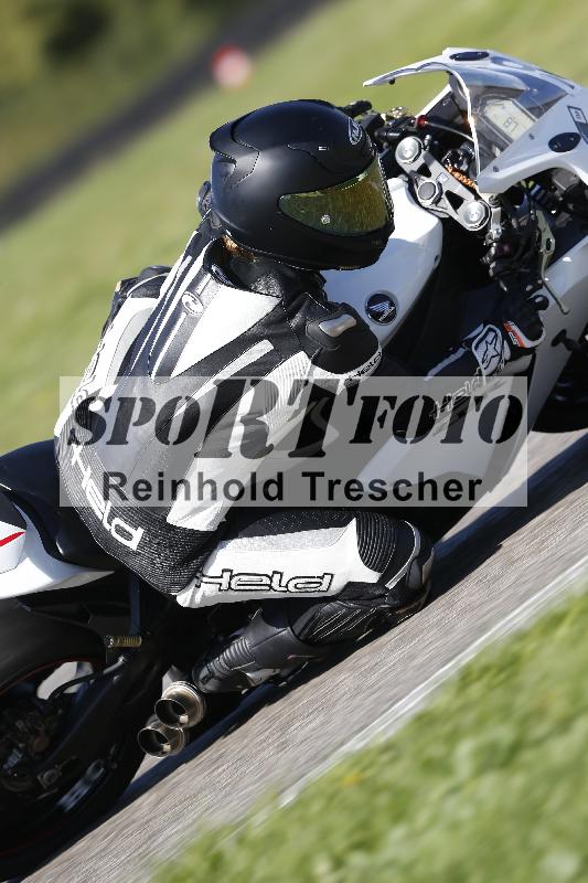 /55 20.09.2025 Speer Racing ADR/Gruppe weiß/130